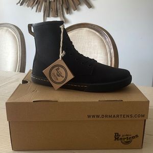 Brand new in box… Never worn!